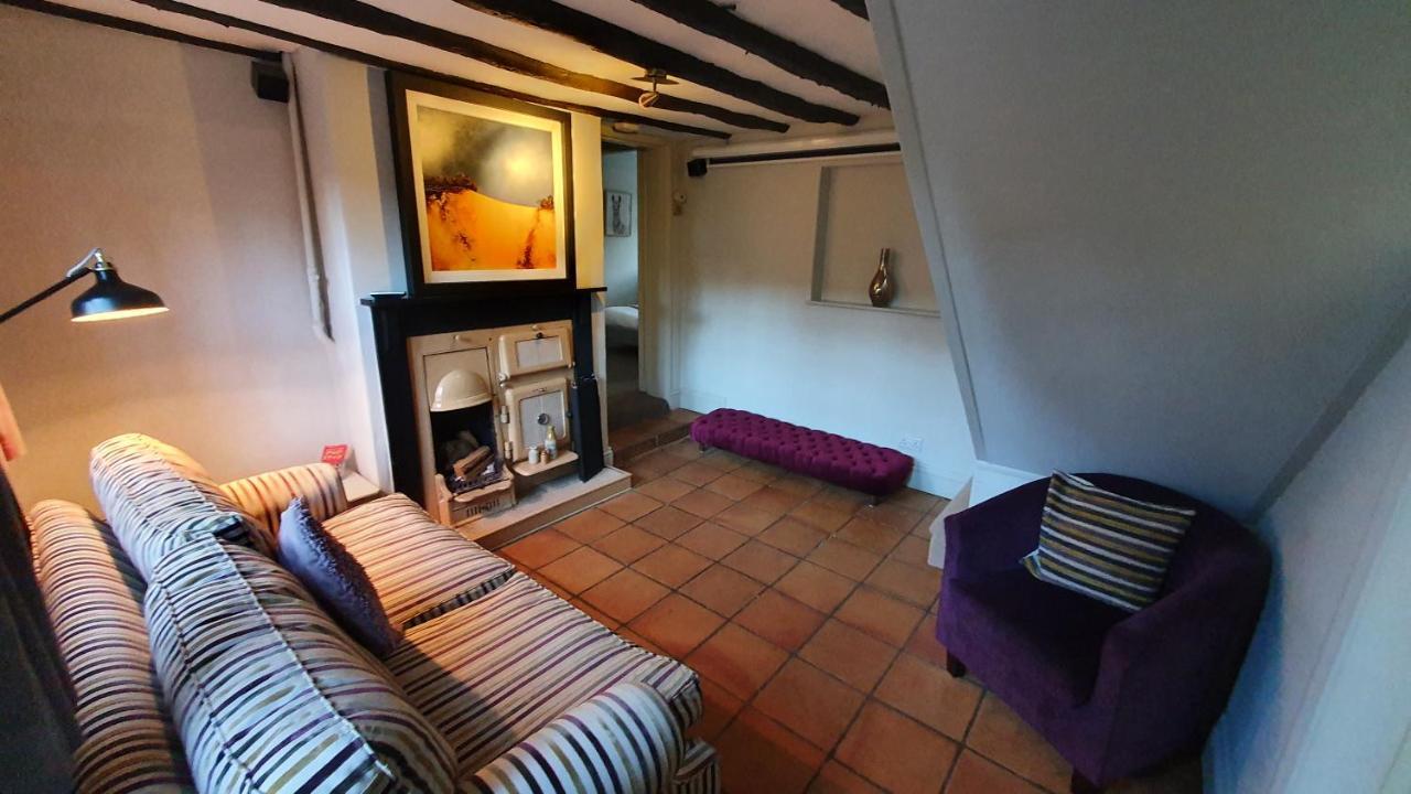 Holly Cottage, Hidden Gem In The Yorkshire Wolds Welton  Eksteriør billede