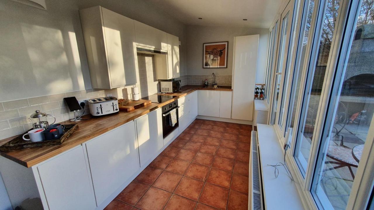 Holly Cottage, Hidden Gem In The Yorkshire Wolds Welton  Eksteriør billede